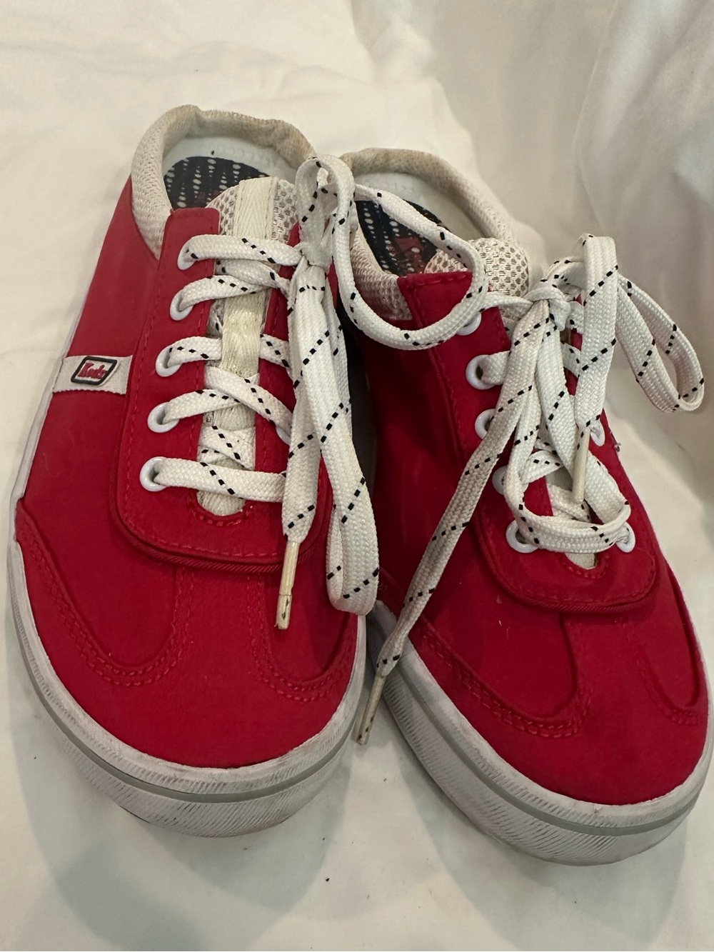 Womens Vintage Red Canvas Lace-Up slip on Sneakers